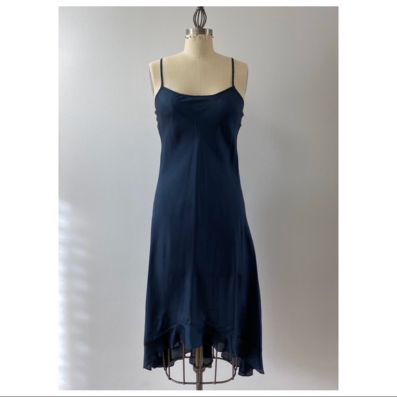 Charles & Victoria • silk ruffle dress • size: 4 - Picture 3 of 7